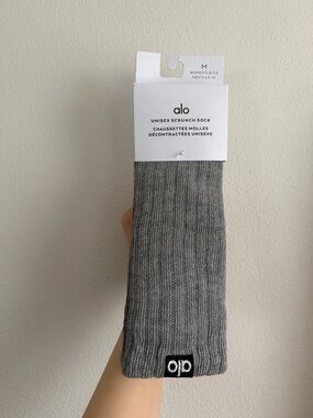 ALO Yoga Unisex Scrunch Sock - Gray Heather